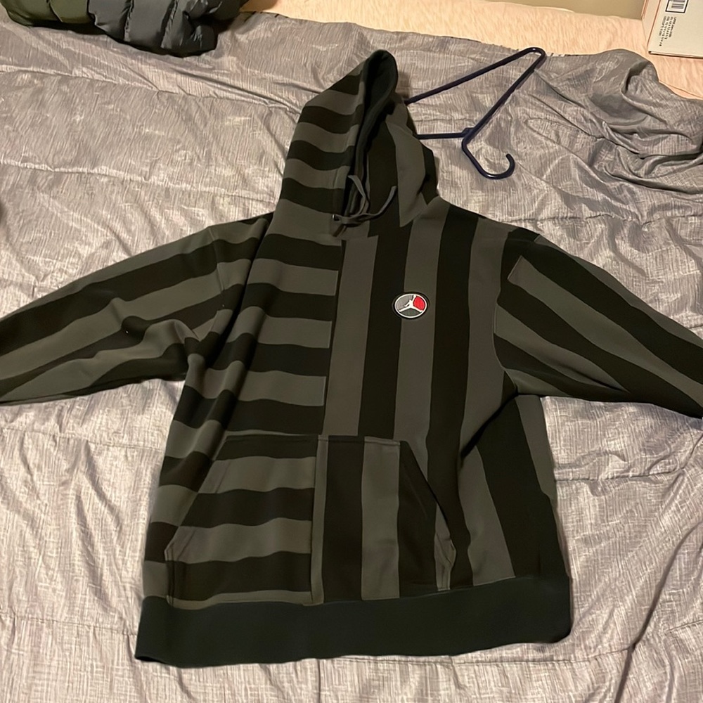 Size medium jordan hoodie